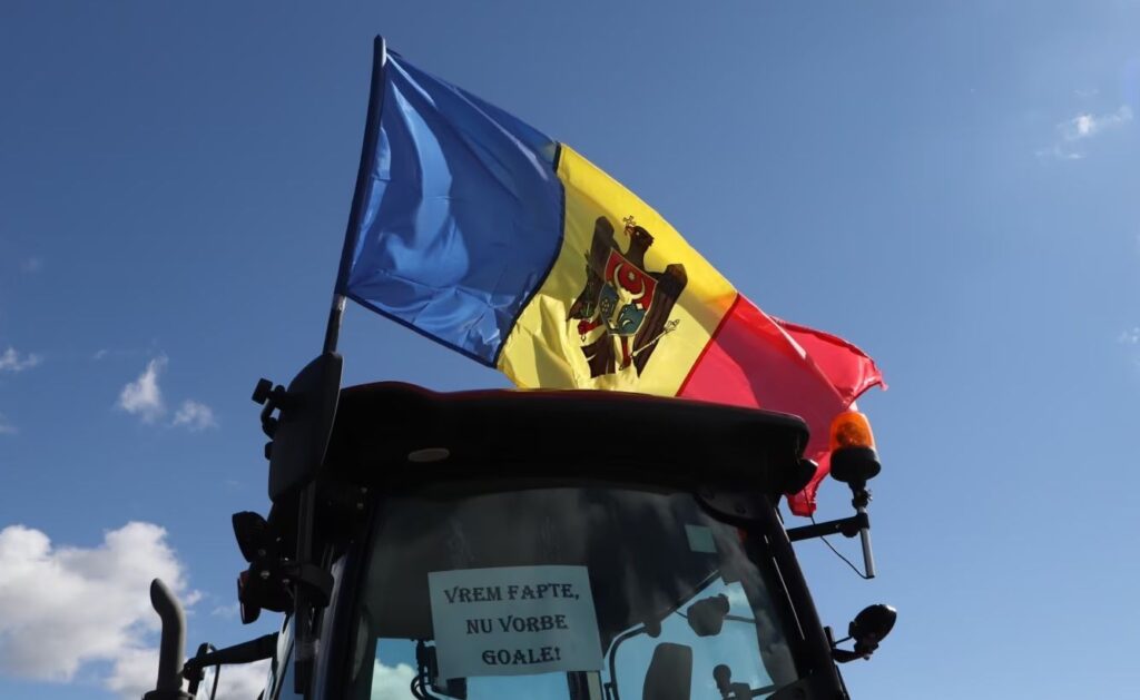 Moldovan farmers threaten protests over possible lifting of restrictions on Ukrainian grain