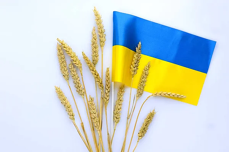Україна