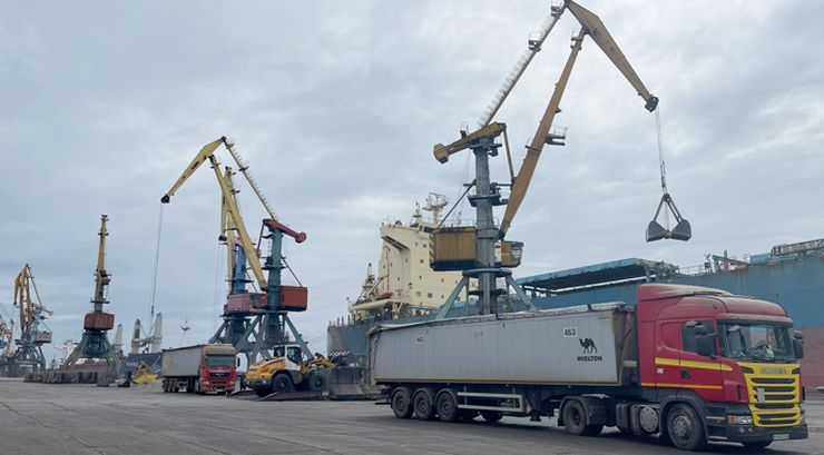 порт Південний