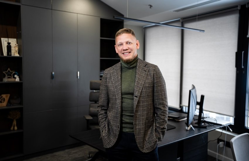 Олег Заплетнюк.